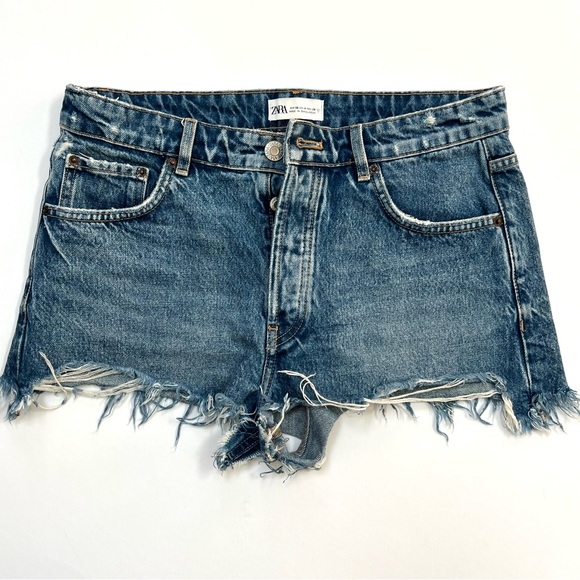 Zara denim shorts - Picture 2 of 6
